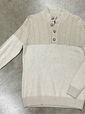 Cinch Neutral Cream Crewneck Button-Placket Knit Pullover